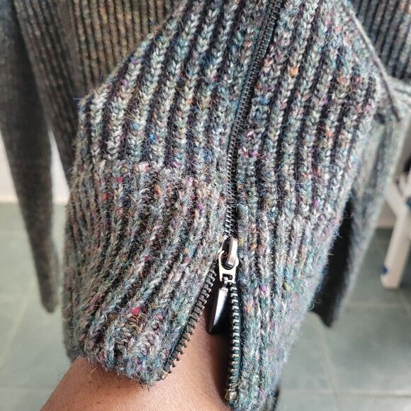 Leo & Nicole Greenish Gray Multi-Color Tweed Sweater (Size XL) - Picture 14 of 15